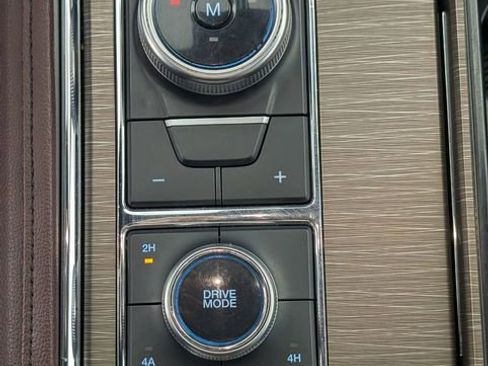 Used 2024 Ford Expedition Max Limited image 25