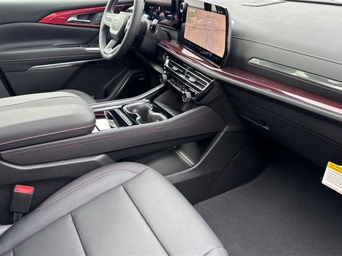 New 2026 Chevrolet Traverse Z71 image 17