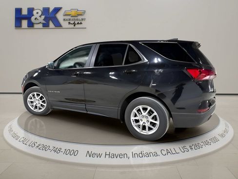 Used 2024 Chevrolet Equinox LT AWD/4WD image 6