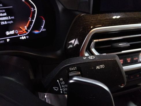 Used 2023 BMW X4 xDrive30i w/ Premium Package image 17