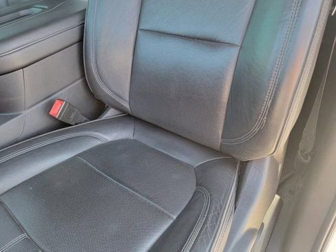 Used 2021 Chevrolet Silverado 1500 High Country w/ Technology Package RWD image 20