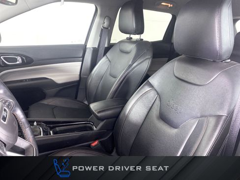 Used 2022 Jeep Compass Limited AWD/4WD image 17