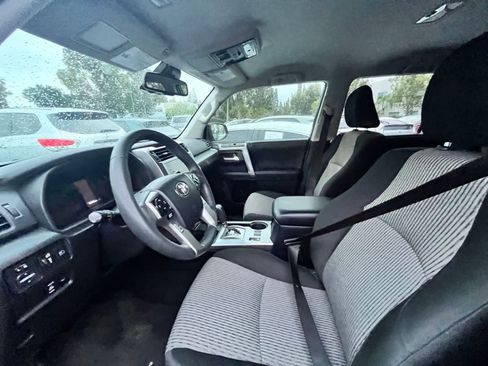 Used 2022 Toyota 4Runner SR5 image 6