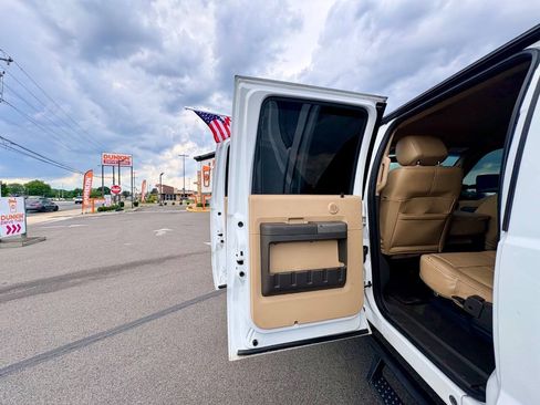 Used 2012 Ford F250 Lariat w/ Lariat Interior Pkg AWD/4WD image 21