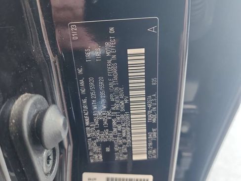 Used 2023 Toyota Highlander Limited FWD image 33