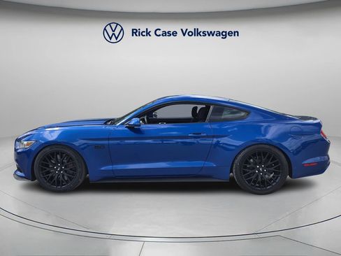 Used 2017 Ford Mustang GT w/ GT Performance Package image 4