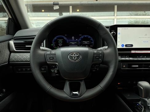 New 2026 Toyota Camry XLE FWD image 32