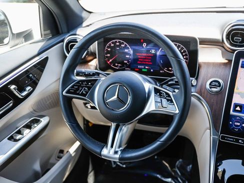 Certified 2025 Mercedes-Benz GLC 350e 4MATIC image 13