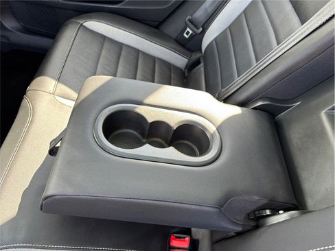 Used 2023 Volkswagen Taos SEL image 37