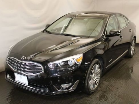 Used 2016 Kia Cadenza Premium image 1