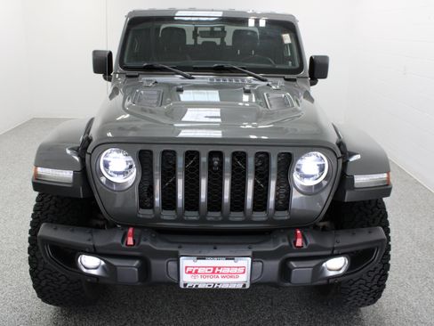 Used 2021 Jeep Gladiator Rubicon AWD/4WD image 3