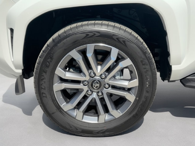 Used 2026 Toyota 4Runner Limited AWD/4WD image 11