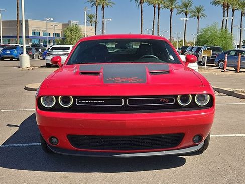 Used 2017 Dodge Challenger R/T w/ Driver Convenience Group RWD image 2