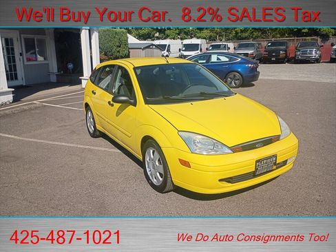 Used 2002 Ford Focus ZX5 Hatchback FWD image 3