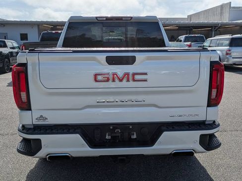 Used 2019 GMC Sierra 1500 Denali w/ Technology Package AWD/4WD image 4