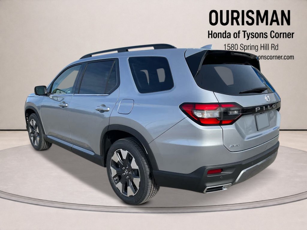 New 2026 Honda Pilot Touring image 5