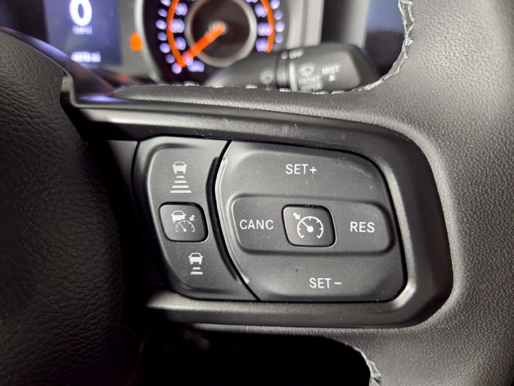 Used 2026 Jeep Gladiator Sport AWD/4WD image 17