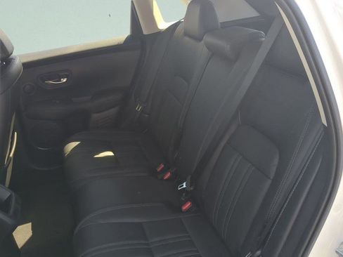 Used 2024 Honda HR-V EX-L image 11
