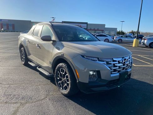 Used 2023 Hyundai Santa Cruz SEL Premium image 1