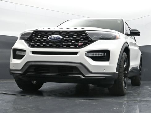 Used 2020 Ford Explorer ST w/ ST Street Pack AWD/4WD image 35
