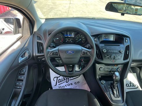 Used 2016 Ford Focus SE image 20
