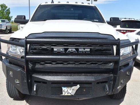 Used 2022 RAM 5500 Tradesman AWD/4WD image 2