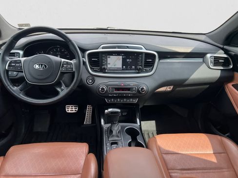 Used 2019 Kia Sorento SX image 13