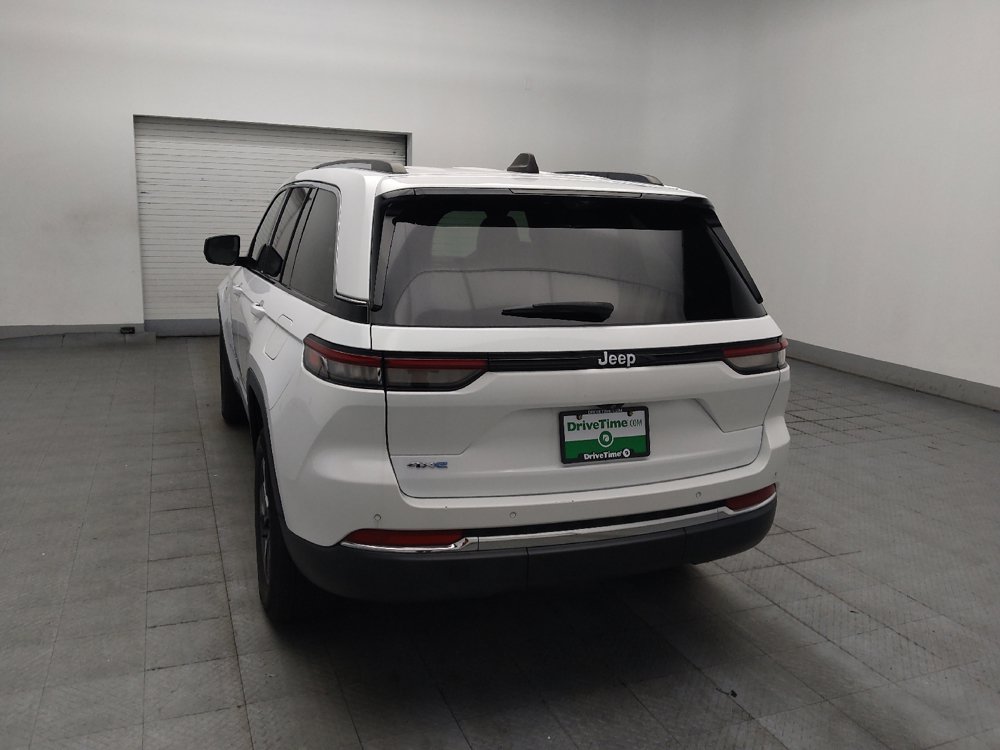 Used 2022 Jeep Grand Cherokee Limited 4xe w/ Luxury Tech Group II AWD/4WD image 6