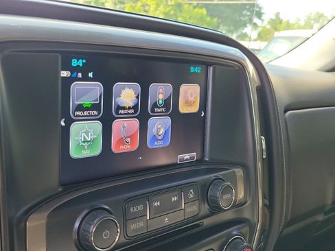 Used 2018 Chevrolet Silverado 1500 High Country AWD/4WD image 30