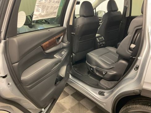 New 2025 Subaru Ascent Touring image 29