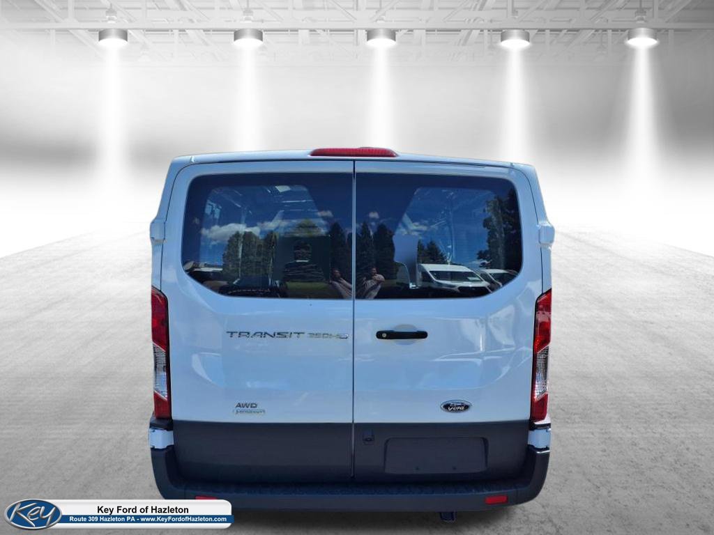 Used 2025 Ford Transit 350 148 Low Roof AWD image 4