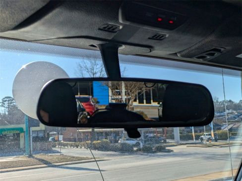 Used 2023 Jeep Wrangler Sport S image 25