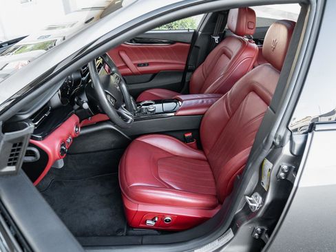 Used 2022 Maserati Quattroporte GT image 10