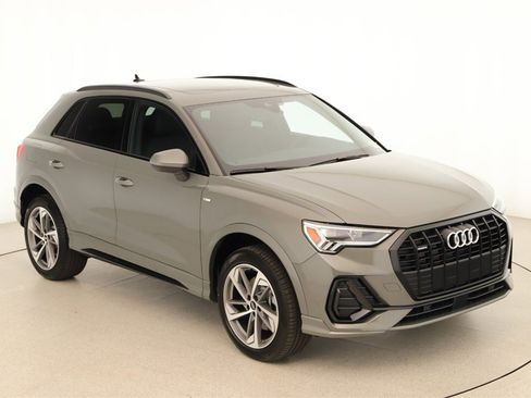 New 2025 Audi Q3 2.0T Premium image 31