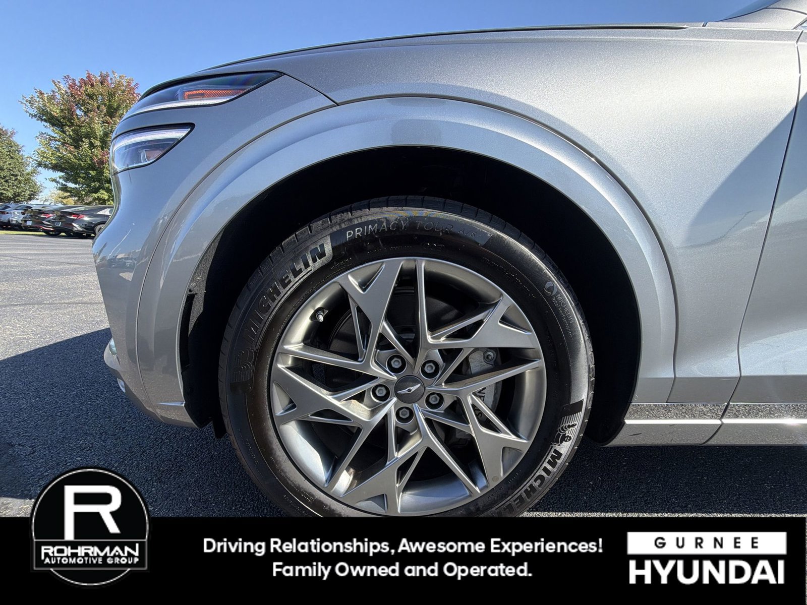 Used 2025 Genesis GV70 2.5T AWD/4WD image 11