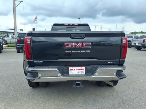 New 2026 GMC Sierra 3500 SLT w/ SLT Convenience Package AWD/4WD image 6