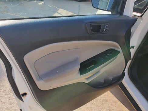 Used 2018 Ford EcoSport S FWD image 16
