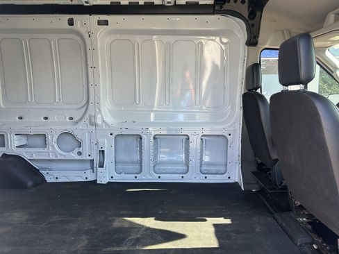 Used 2023 Ford Transit 250 Medium Roof RWD image 12