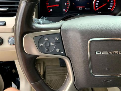 Used 2016 GMC Yukon XL Denali w/ Open Road Package AWD/4WD image 22