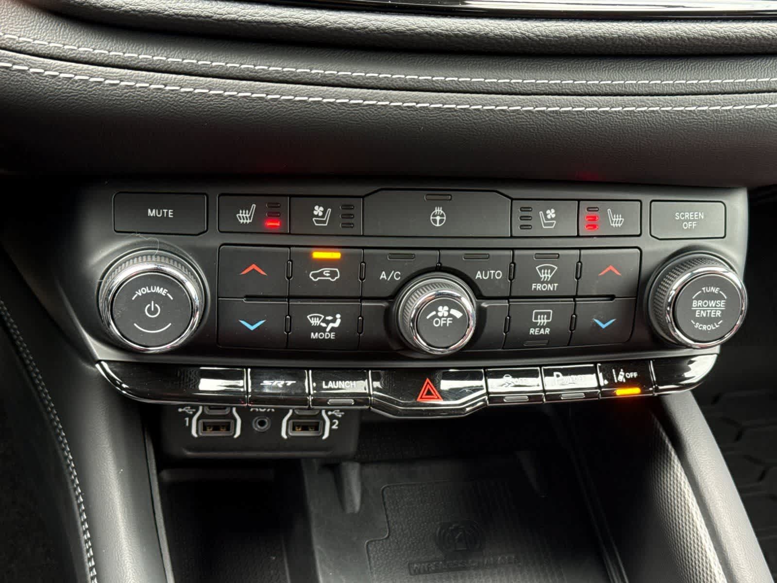 Used 2024 Dodge Durango SRT AWD/4WD image 22