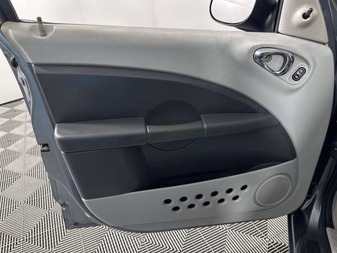 Used 2008 Chrysler PT Cruiser FWD image 23