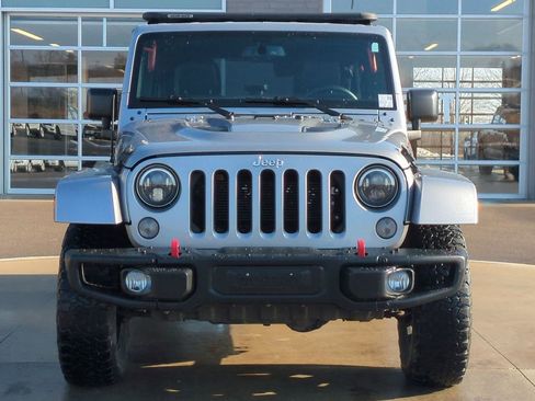 Used 2016 Jeep Wrangler Unlimited Rubicon image 10