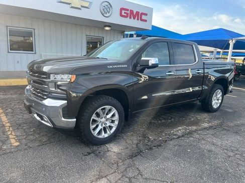 Used 2021 Chevrolet Silverado 1500 LTZ AWD/4WD image 1