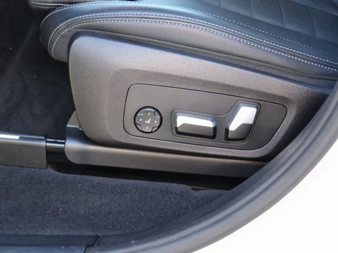 Used 2020 BMW X3 xDrive30i w/ Premium Package image 25