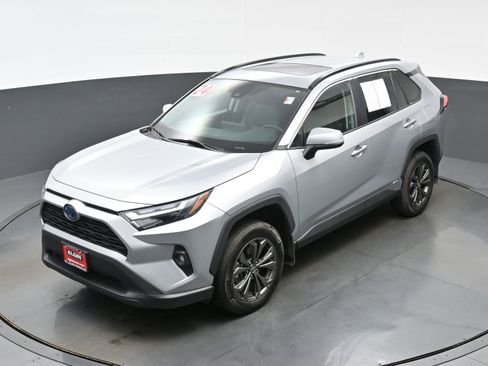 Used 2024 Toyota RAV4 XLE Premium w/ Weather Package AWD/4WD image 37