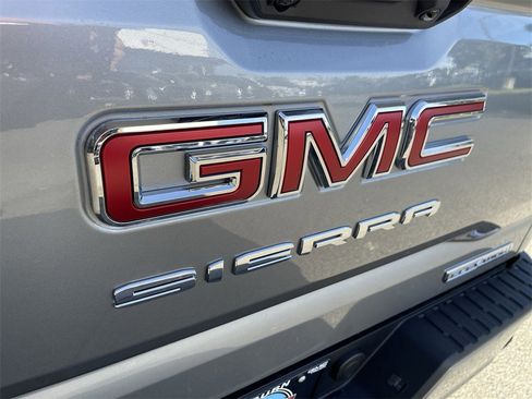 New 2026 GMC Sierra 1500 Elevation image 31
