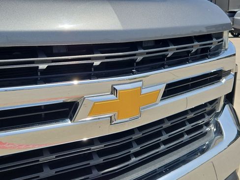 Used 2019 Chevrolet Silverado 1500 LT w/ Texas Edition RWD image 10