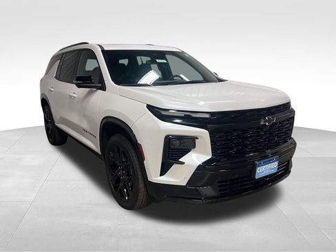 Certified 2024 Chevrolet Traverse RS w/ LPO, Floor Liner Package AWD/4WD image 1