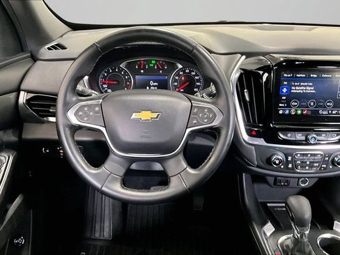 Used 2023 Chevrolet Traverse LT AWD/4WD image 8