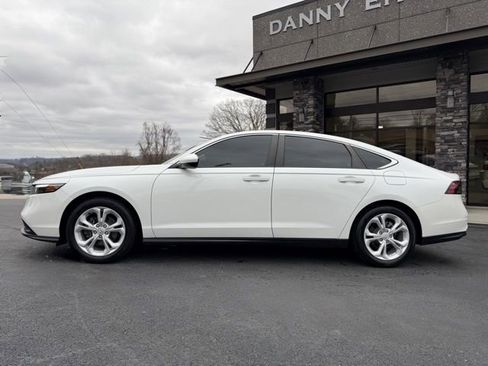 Used 2023 Honda Accord LX image 10